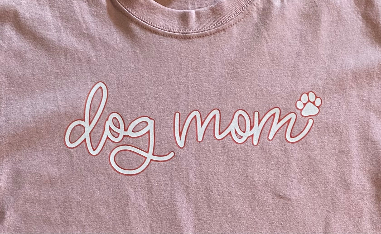 Dog Mom Tee